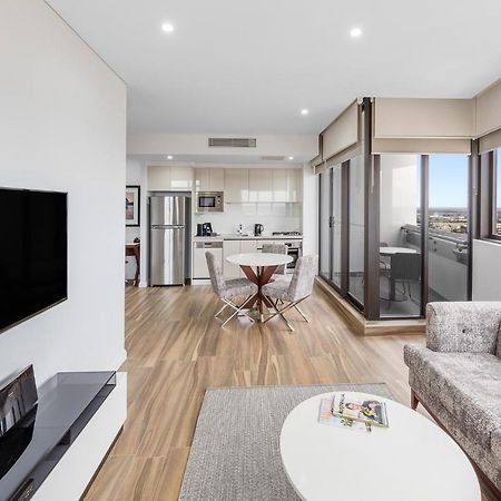 Meriton Suites Church Street, Parramatta Сидней Экстерьер фото The interior of a typical apartment