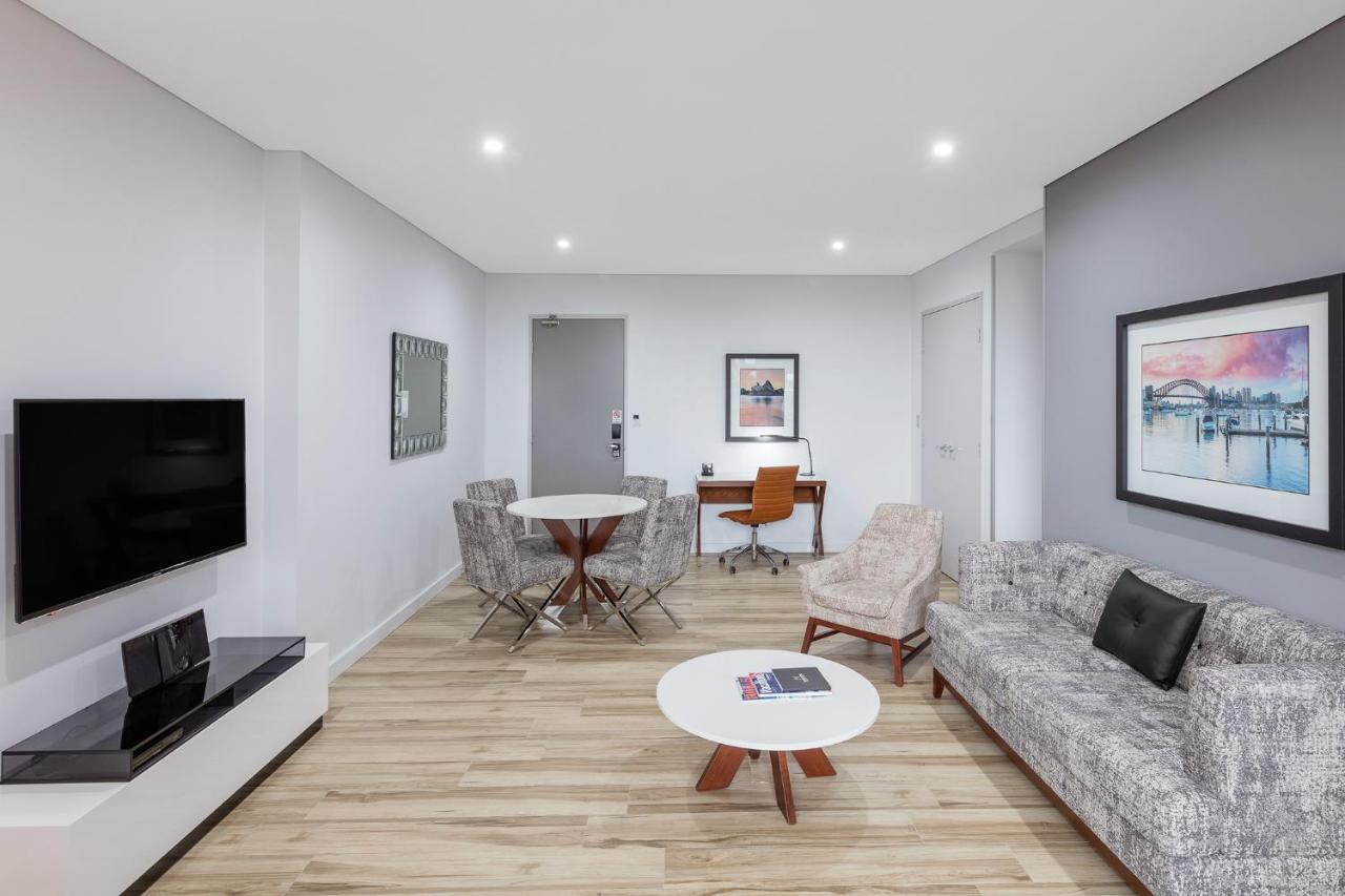 Meriton Suites Church Street, Parramatta Сидней Экстерьер фото The interior of a typical apartment